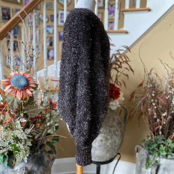 Zara Knit Large Gray Fuzzy Metallic Balloon Sleeve Sweater. - Picture 3 of 6